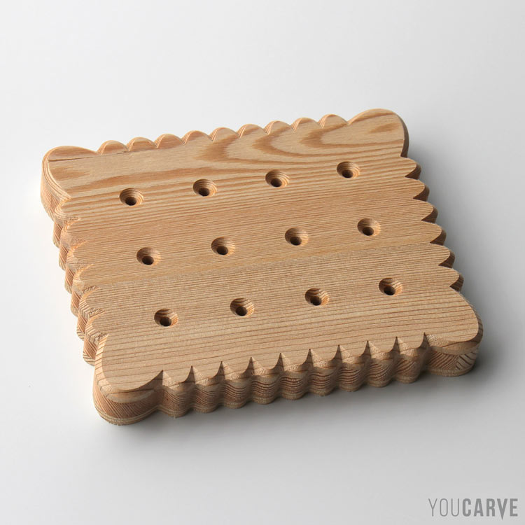 Forme découpée en bois (biscuit, petit-beurre) pour la signalétique ou la décoration